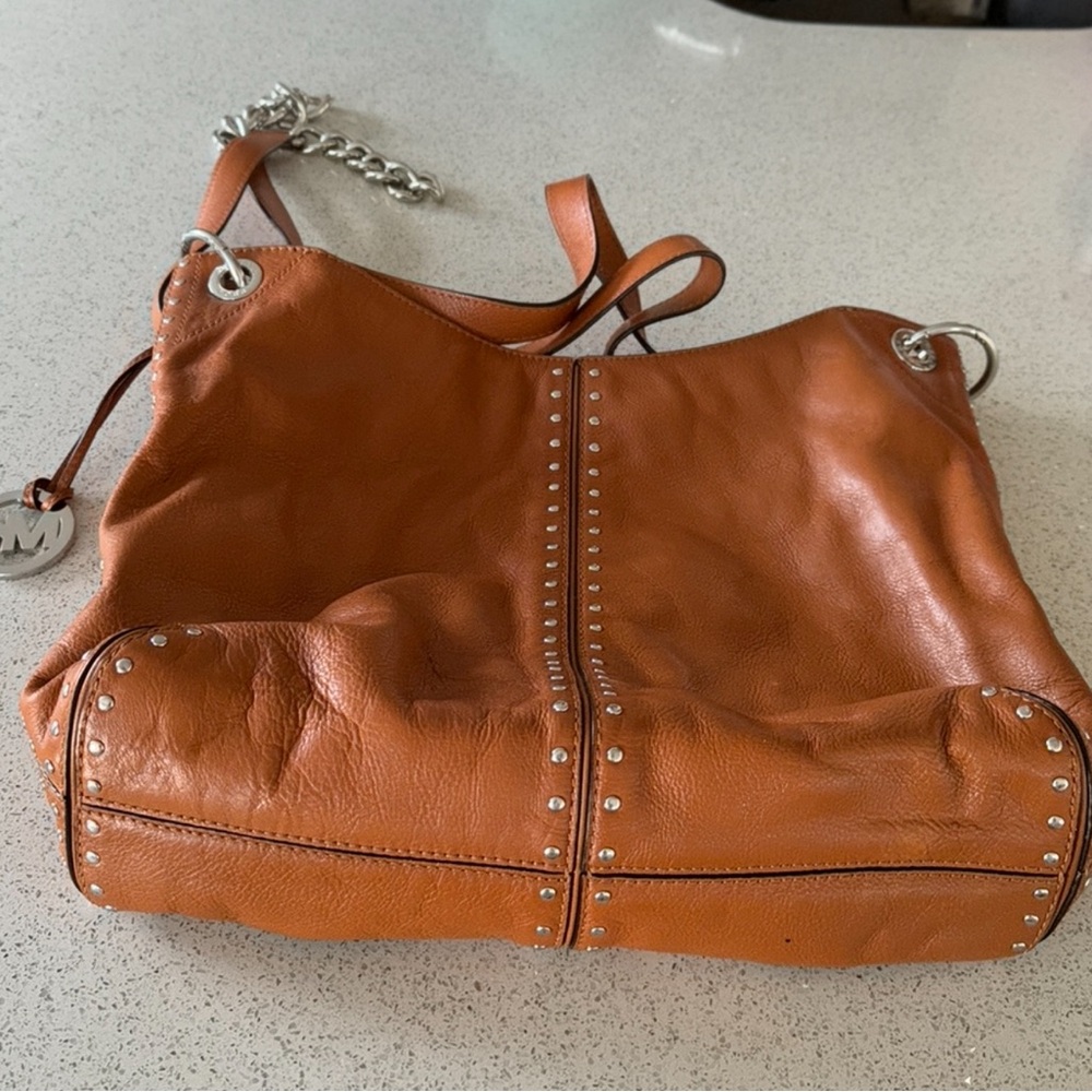 Micheal Kors large  shoulder bag in tan colour
